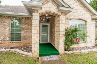 2527 Everton Dr, Lancaster, TX 75134