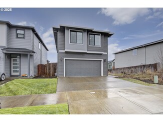 1041 N Auburn Place, Ridgefield, WA 98642