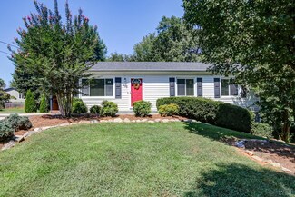 409 Sweeney Cir, Forest, VA 24551