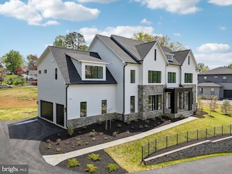 3551 Orchid Pond Way, Oakton, VA 22124