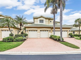 600 Vintage Reserve Ln Unit 22-B, Naples, FL 34119