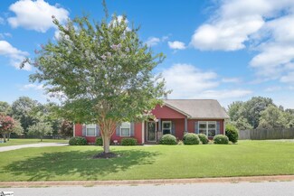 9 Camrose Dr, Greer, SC 29651