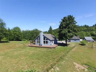 325 Peaceful Dr, Kelso, WA 98626