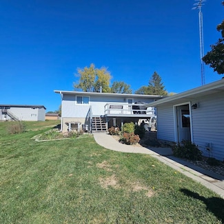 315 W Lakeview St, North English, IA 52316