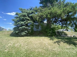 114 S Station St, Mingo, IA 50168
