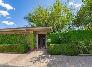 1209 W Pecan Ave, Midland, TX 79705