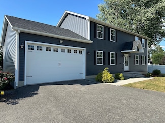662 Cooper St, Agawam, MA 01001