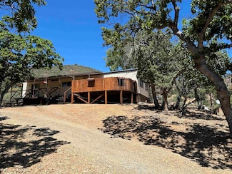 2105 Wicklow Woods Dr, Yreka, CA 96097