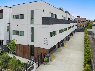4136 Normal Ave, Los Angeles, CA 90029