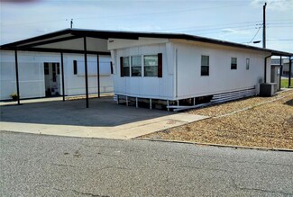 2110 Iowa Ave, Bradenton, FL 34207