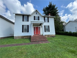 653 Upper Middletown Rd, Smock, PA 15480