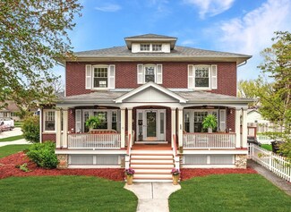 601 N Waiola Ave, La Grange Park, IL 60526