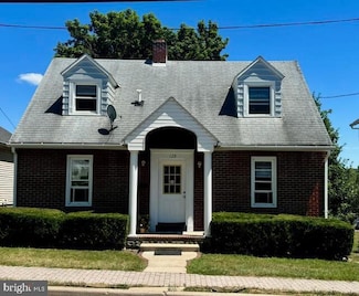 128 Center St, Frostburg, MD 21532