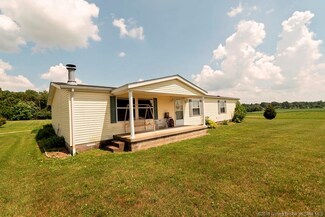 8274 S Kays Chapel Rd, Fredericksburg, IN 47120