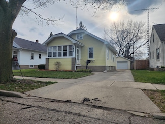 7610 29th Ave, Kenosha, WI 53143
