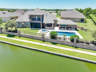 6112 Browning Ct, Granbury, TX 76049