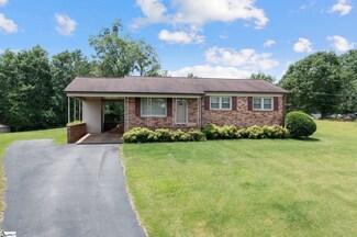 134 Grasshopper Hill Rd, Pickens, SC 29671