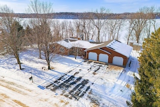 48937 N Shore Rd, Waterville, MN 56096