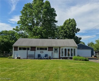 1925 Sunview Dr, Twinsburg, OH 44087