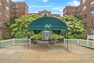 90 Bryant Ave Unit F-TD, White Plains, NY 10605