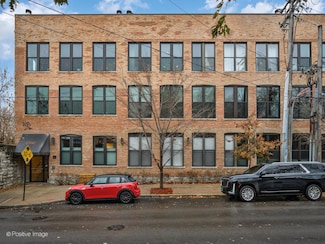 1760 W Wrightwood Ave Unit 204, Chicago, IL 60614