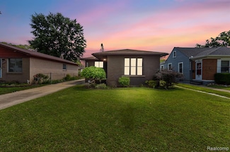 26584 Park Ct, Madison Heights, MI 48071