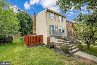 5326 Larochelle Ct, Alexandria, VA 22315