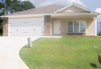 2 Point Dr, Georgetown, GA 39854