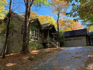 161 Chestnut Trace, Lake Toxaway, NC 28747