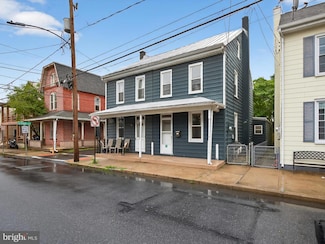 31 W Ferdinand St, Manheim, PA 17545