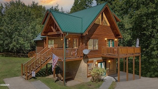 274 Burning Oaks Dr, Sevierville, TN 37876