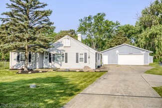 4462 Dye Rd, Swartz Creek, MI 48473