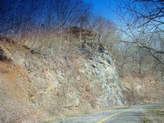 3959 Boone Furnace Rd, Hiwassee, VA 24347