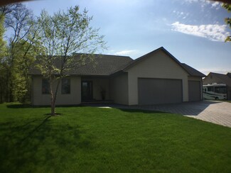 1305 Illinois St, Oregon, IL 61061