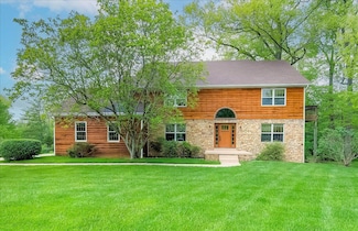 1044 Wesbend Dr, Frankfort, KY 40601