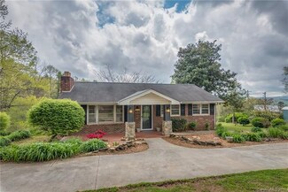 159 Old Zirconia Rd, Zirconia, NC 28790