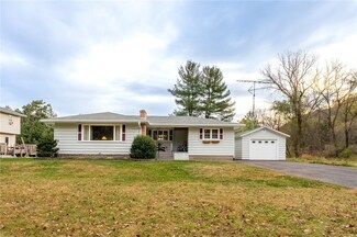 6121 150th St, Chippewa Falls, WI 54729