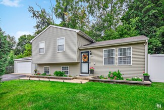 10133 W Wadsworth Rd, Beach Park, IL 60099