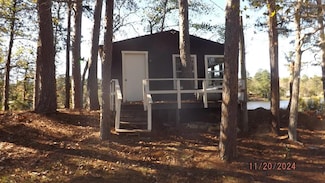 101 An County Road 3855, Palestine, TX 75801