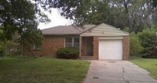 1615 N Terrace Dr, Wichita, KS 67208