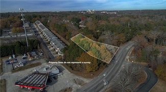 1113 S Indian Creek Dr, Stone Mountain, GA 30083