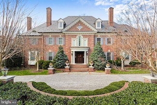 8609 Country Club Dr, Bethesda, MD 20817