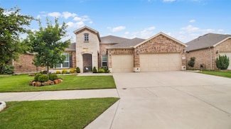 717 Freedom Ln, Aubrey, TX 76227