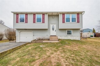 9466 Lebeau Ln, Brewerton, NY 13029