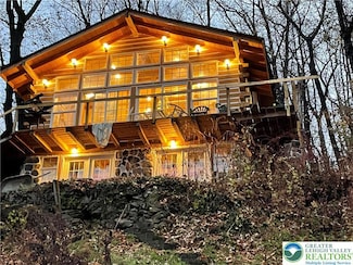 6023 Del Haven Rd, Bangor, PA 18013