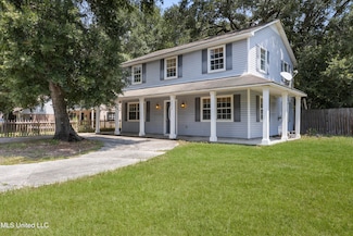 2804 Beachview Dr, Ocean Springs, MS 39564