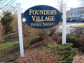 31 Founders Village, Clinton, CT 06413