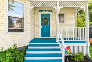 12 Addison St, Lisbon Falls, ME 04252