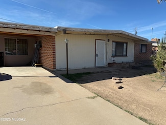 4971 N Mathews Ave, Tucson, AZ 85705