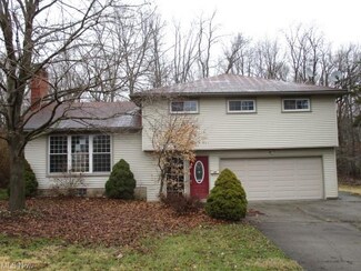 20 Henry Dr, Struthers, OH 44471